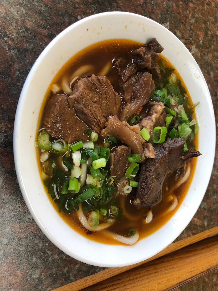 beef noodle soup 牛肉麵